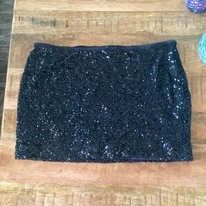 Express sequin mini skirt, fully lined Large